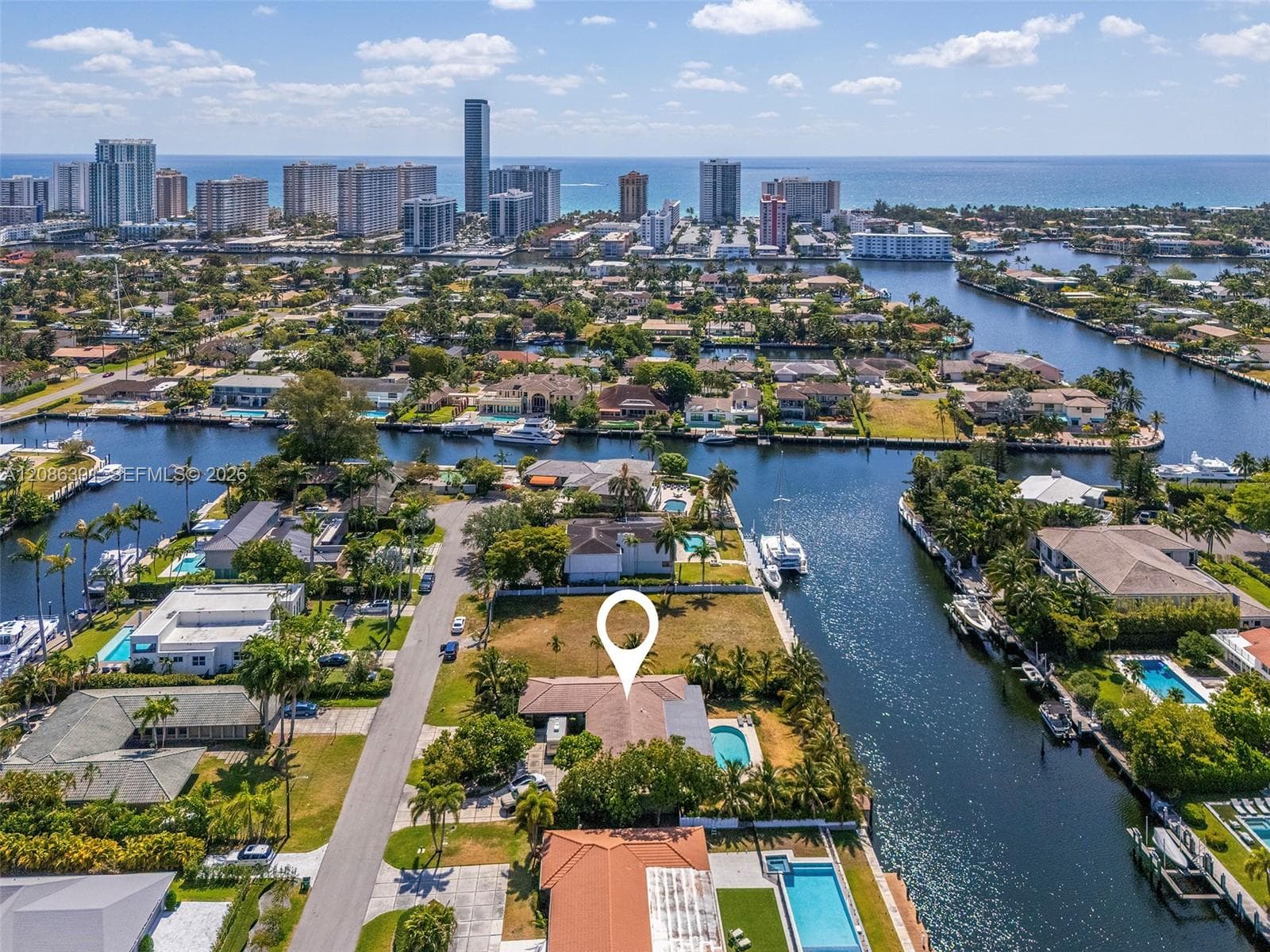 419 Alamanda Dr photo 4