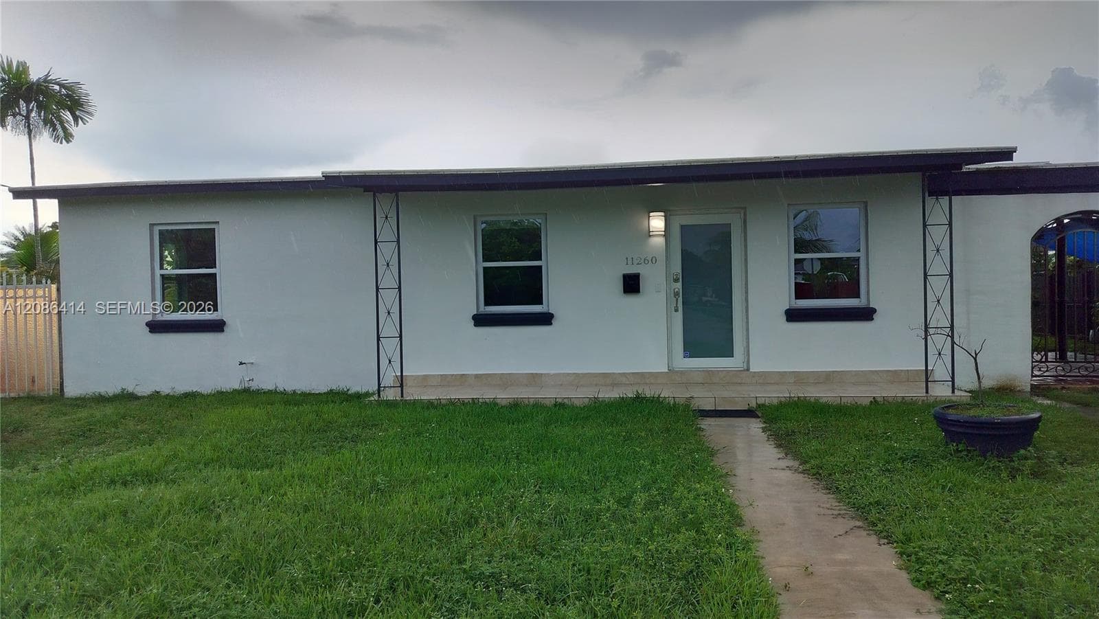 11260 SW 57th Ter photo 2