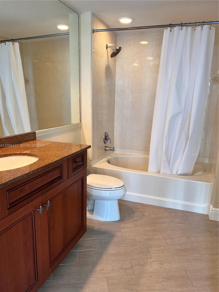 WATERGARDEN CONDO · #2206 in Fort Lauderdale - Photo 6