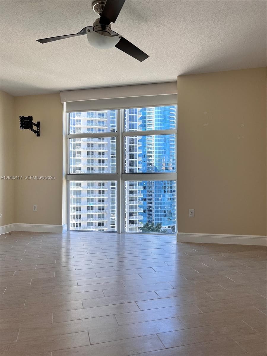 WATERGARDEN CONDO · #2206 in Fort Lauderdale - Photo 7