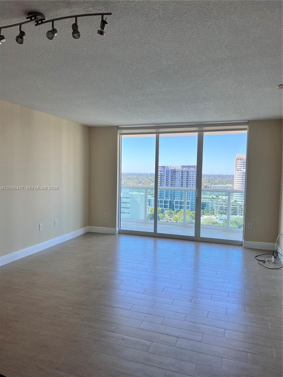 WATERGARDEN CONDO · #2206 in Fort Lauderdale - Photo 5
