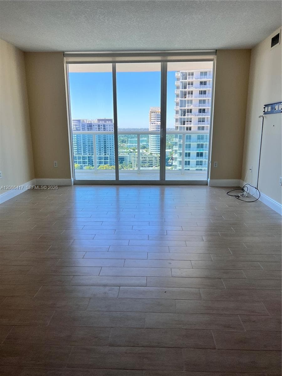WATERGARDEN CONDO · #2206 in Fort Lauderdale - Photo 4
