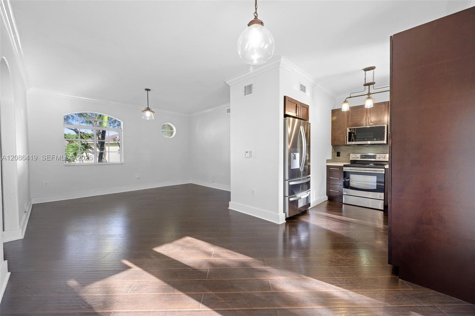 TROPICAL LANDINGS CONDO · #204 in Hialeah - Photo 4