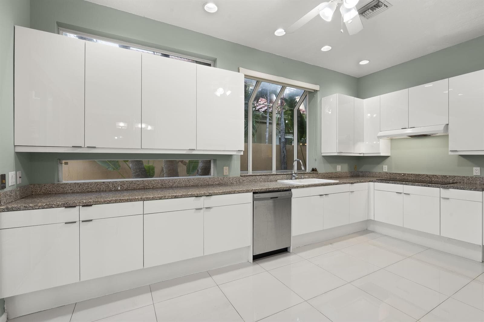 Kitchen Aventura