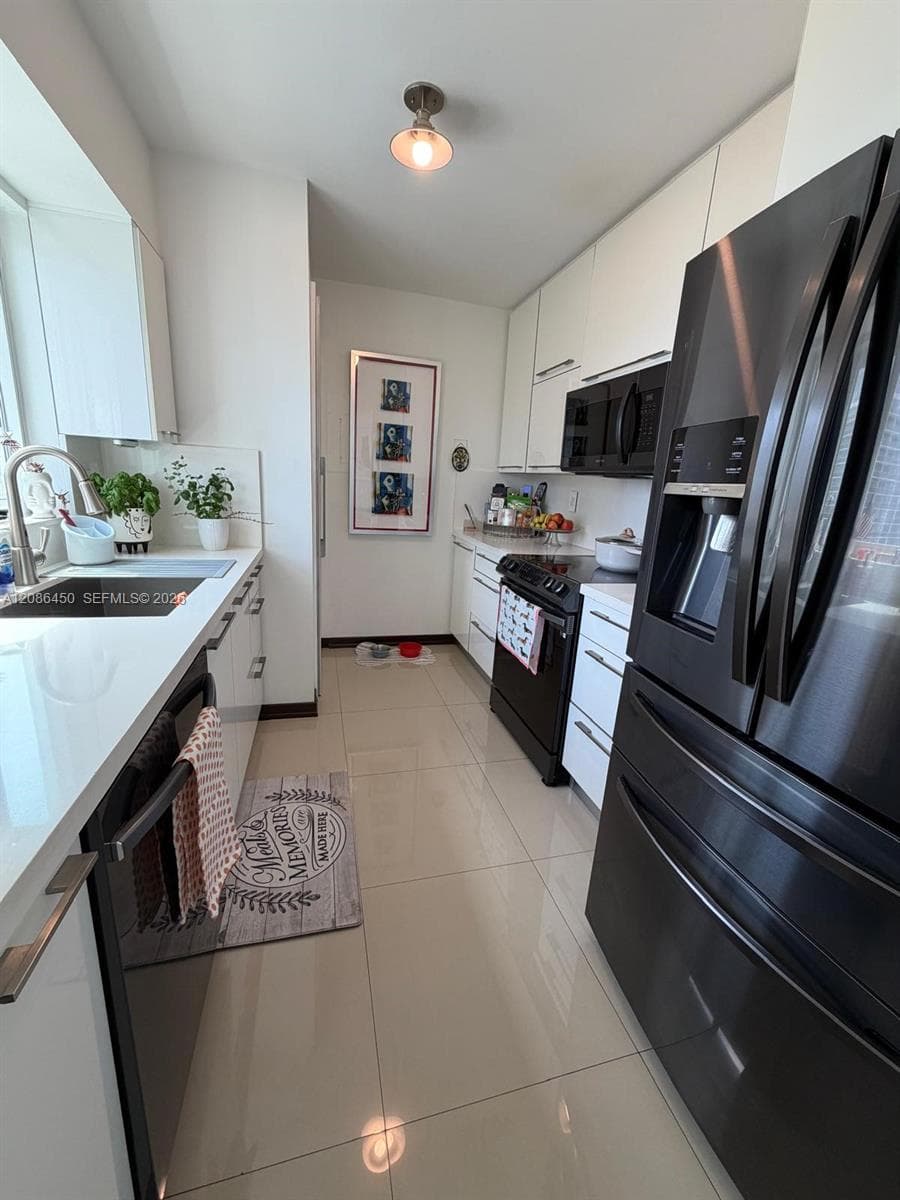 THE GRANDVIEW CONDO · #1606 in Miami Beach - Photo 13