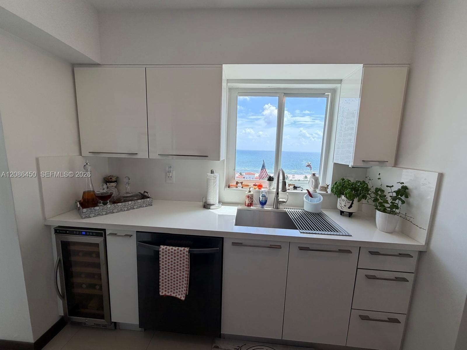 THE GRANDVIEW CONDO · #1606 in Miami Beach - Photo 14