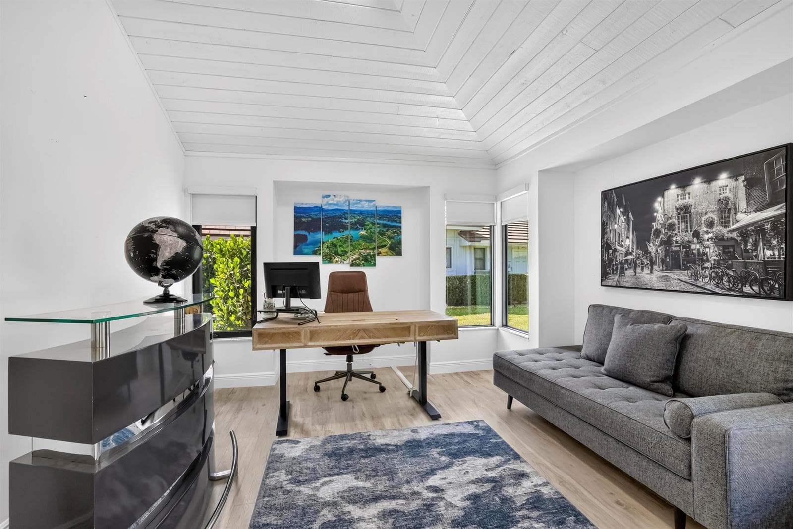 Forth Bedroom / Office