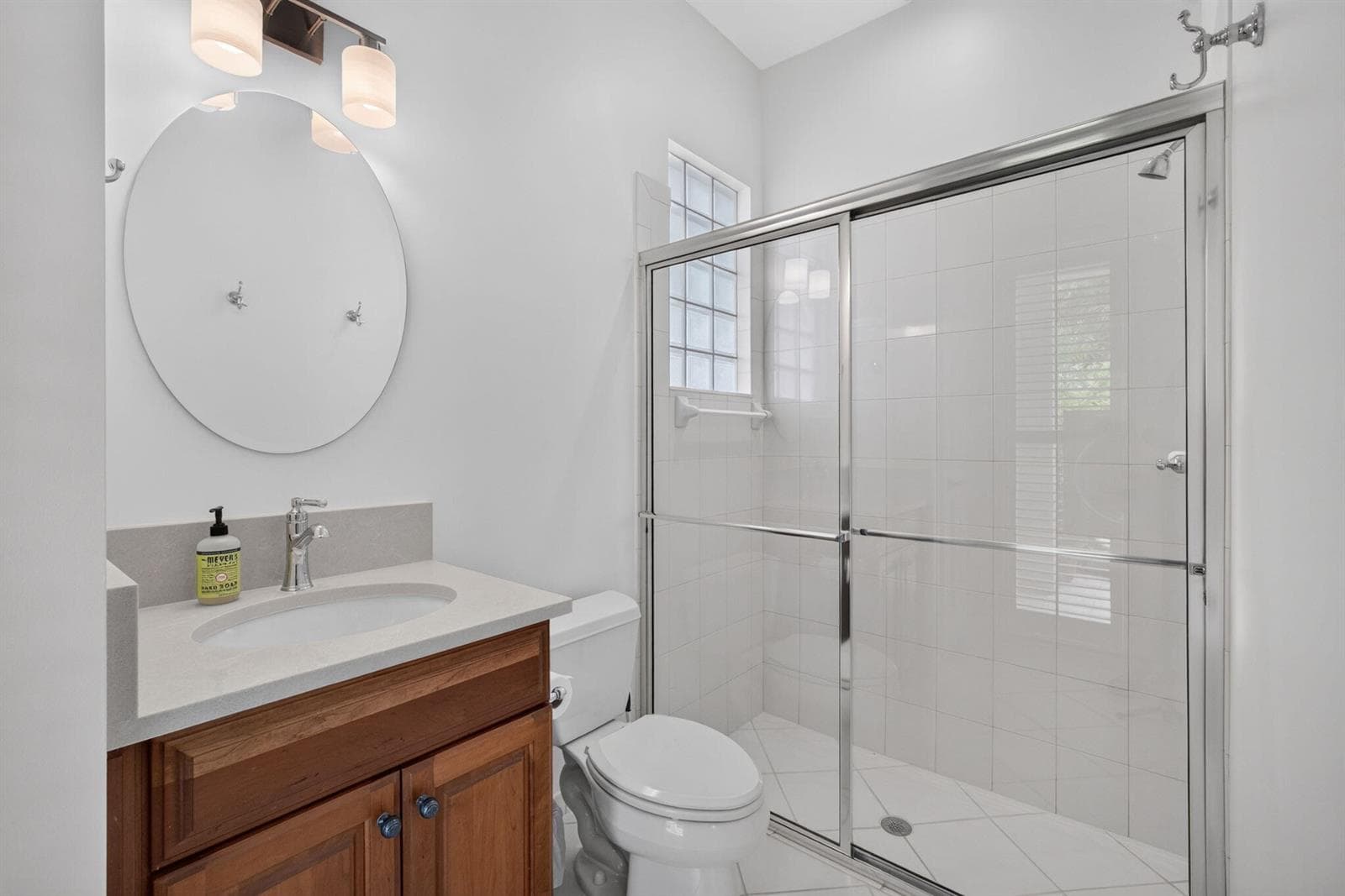 Casita Bathroom #3
