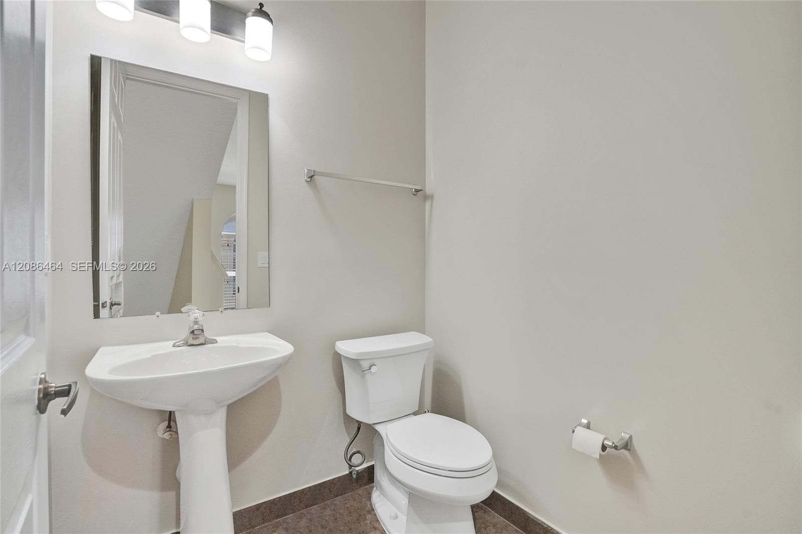 1033 NE 17th Way #1804 photo 13