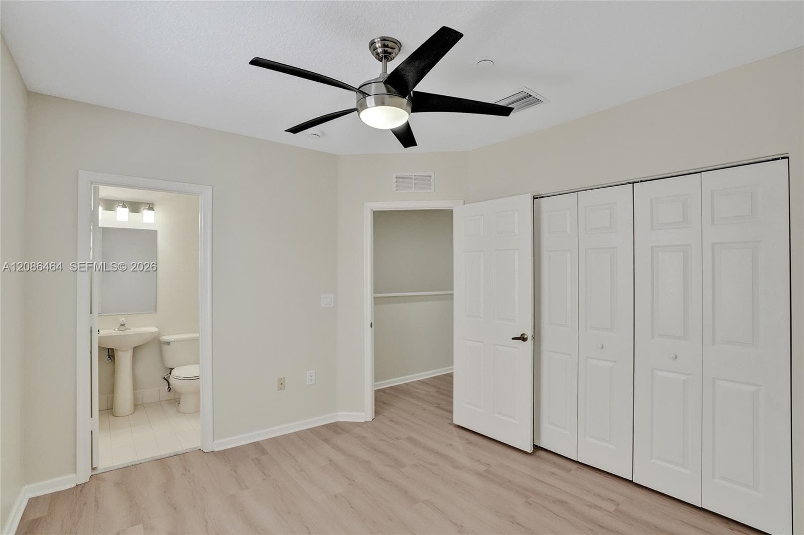 1033 NE 17th Way #1804 photo 26