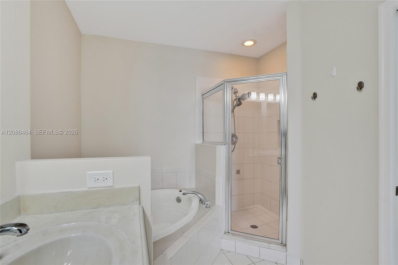 1033 NE 17th Way #1804 photo 22