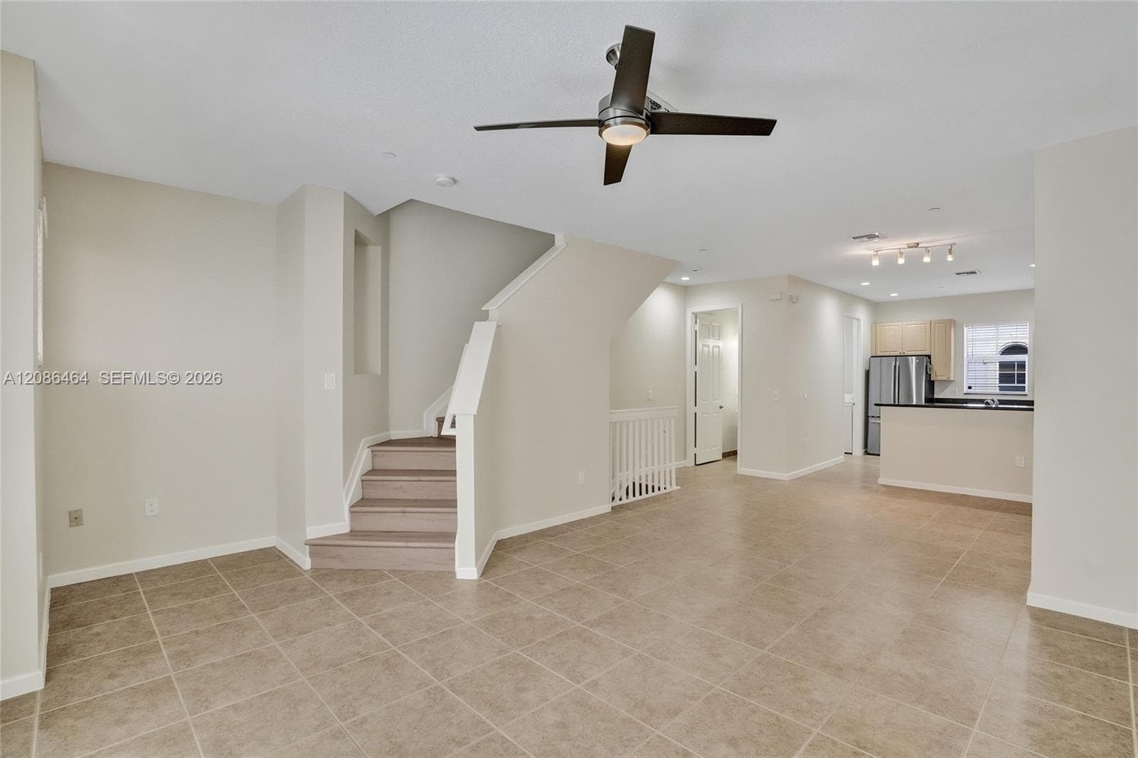 1033 NE 17th Way #1804 photo 7