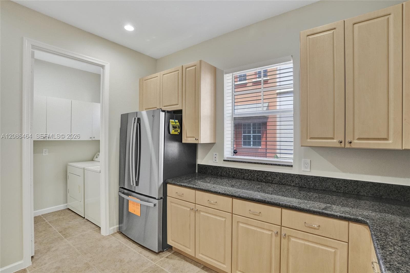 1033 NE 17th Way #1804 photo 5