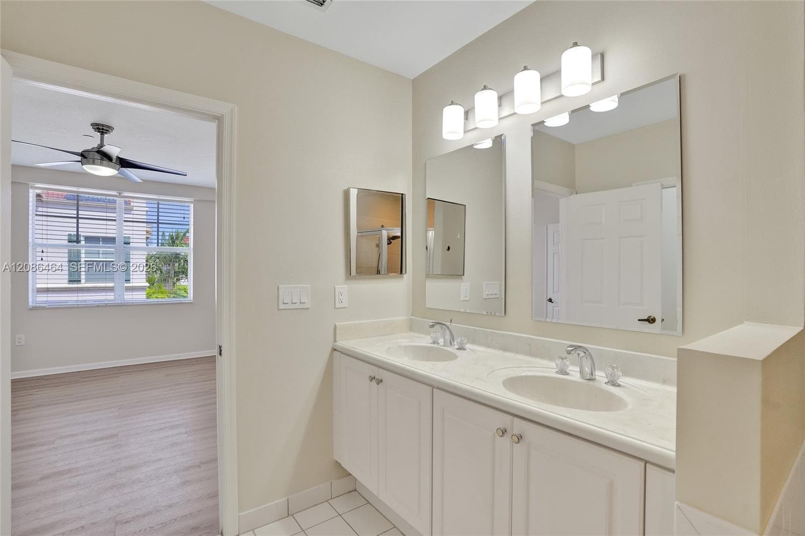 1033 NE 17th Way #1804 photo 20