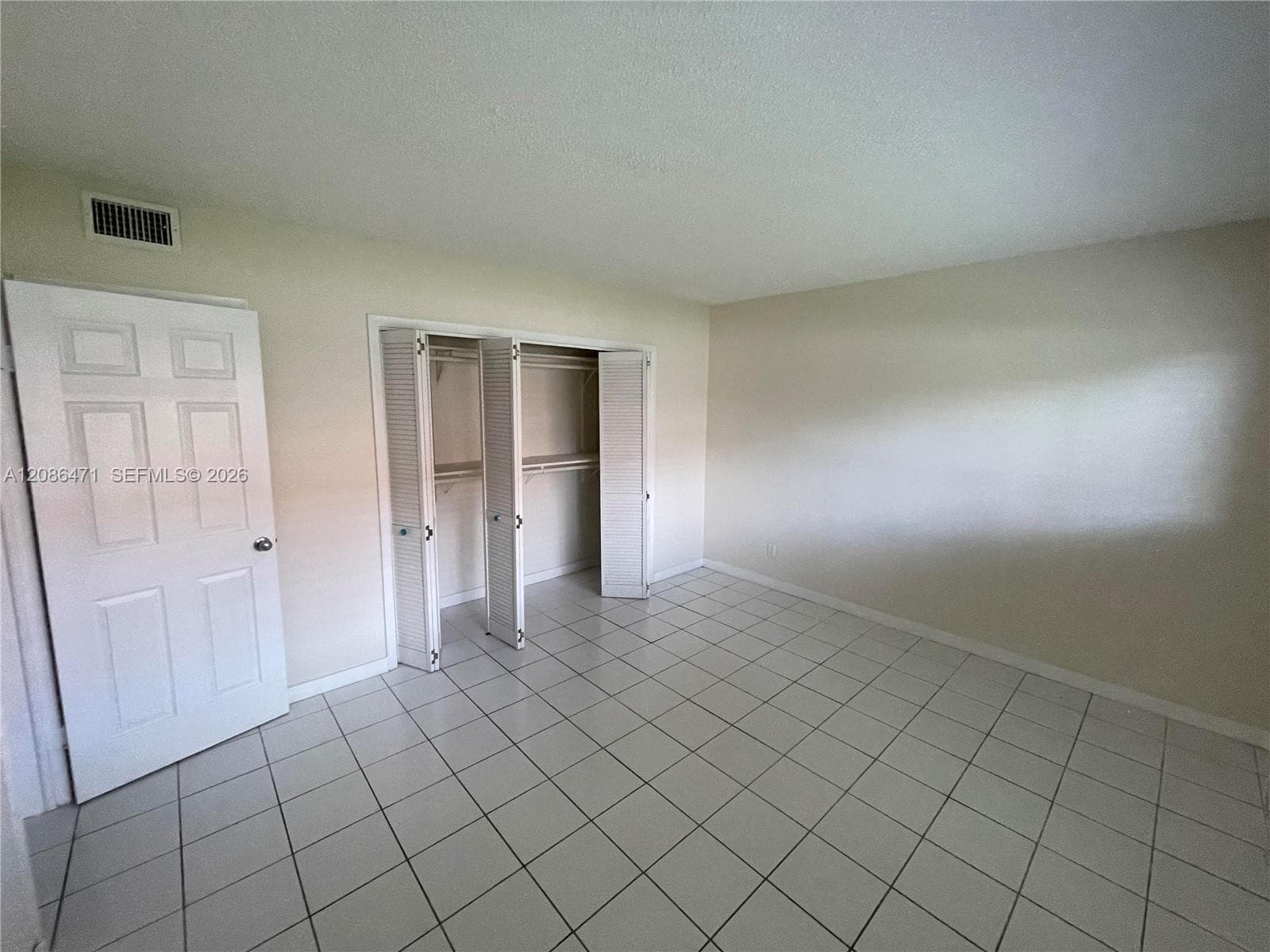 The Seventeenth Green · #109 in Hallandale Beach - Photo 13