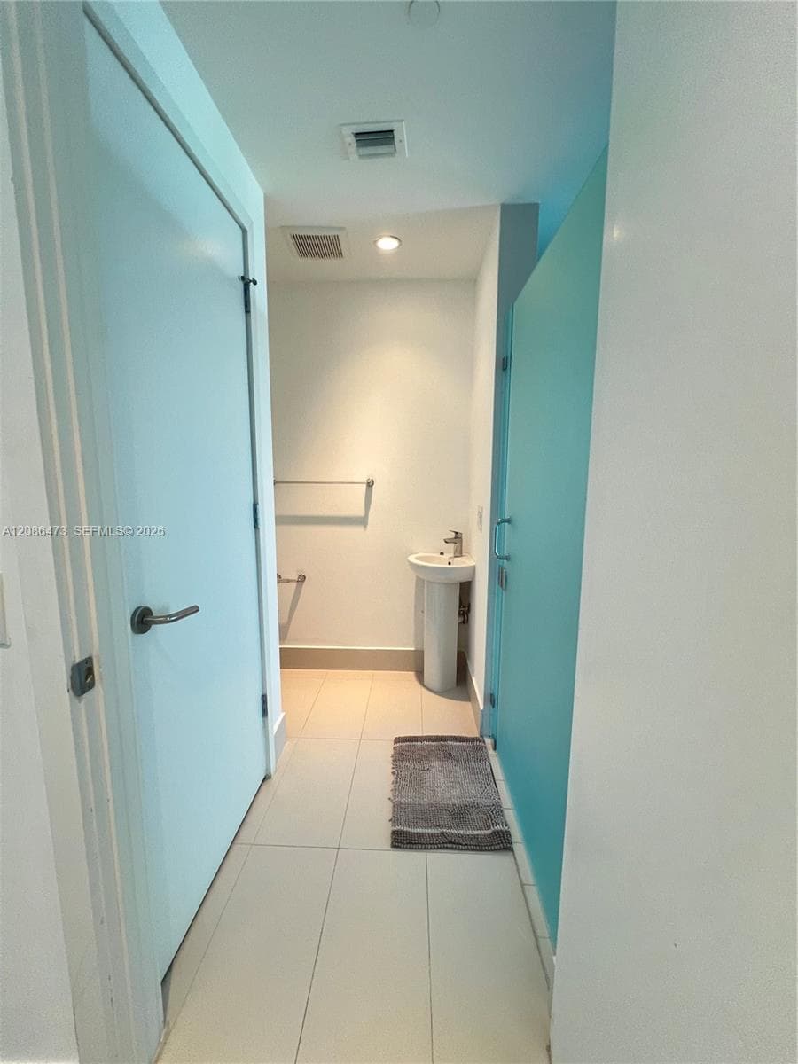 Paraiso Bayviews · #1202 in Miami - Photo 15
