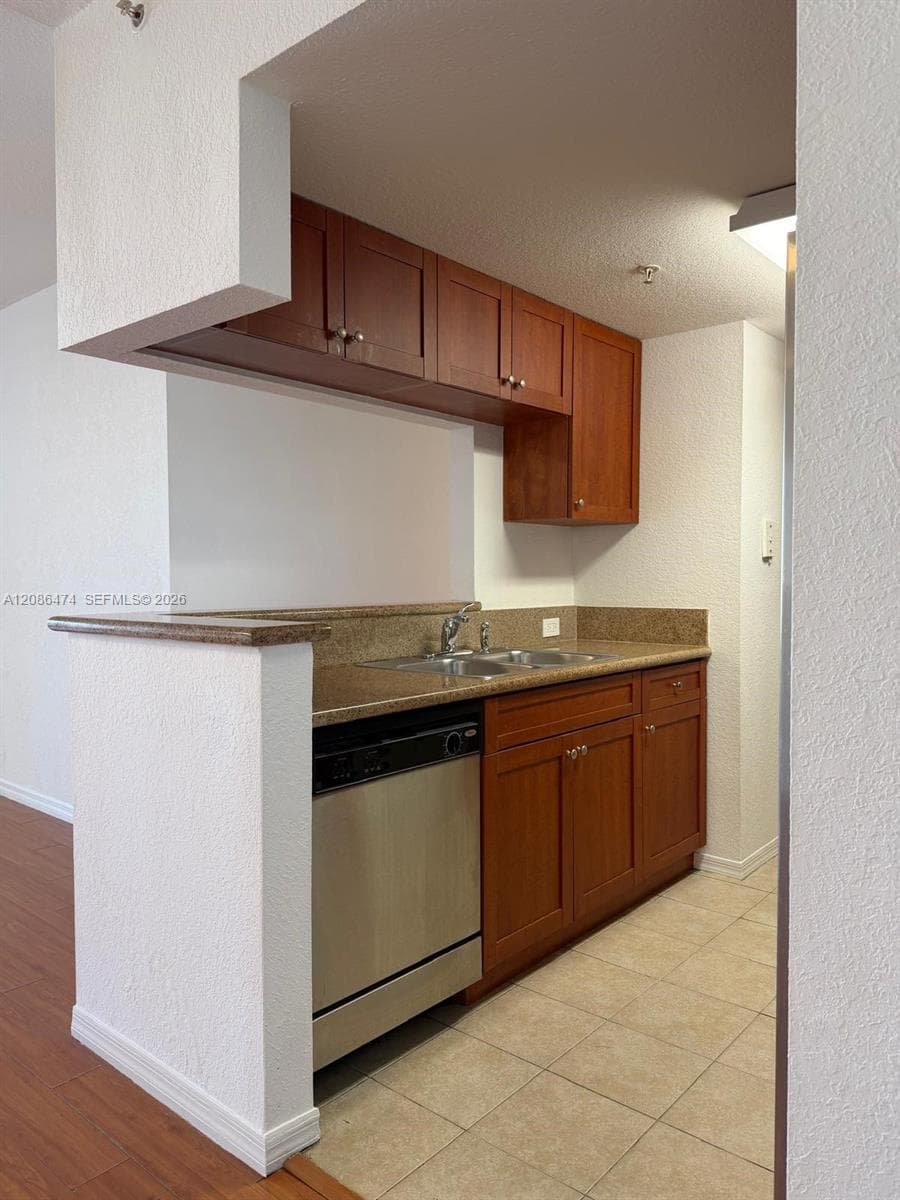 HAVANA LOFTS CONDO · #908 in Miami - Photo 4