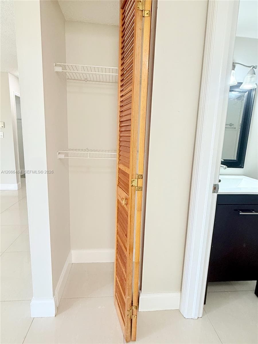 KENLAND BEND NORTH CONDO · #I404 in Miami - Photo 22