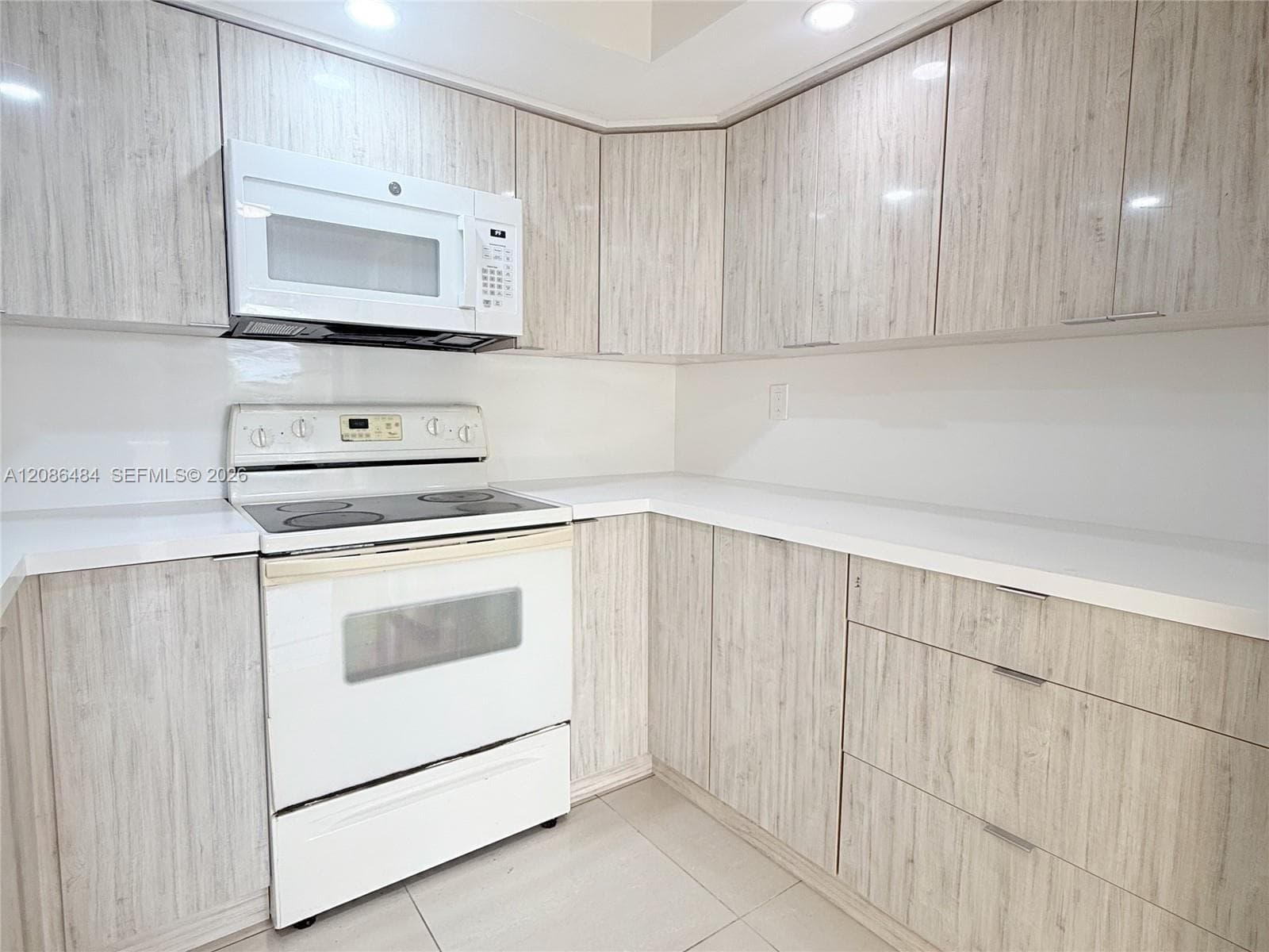 KENLAND BEND NORTH CONDO · #I404 in Miami - Photo 16