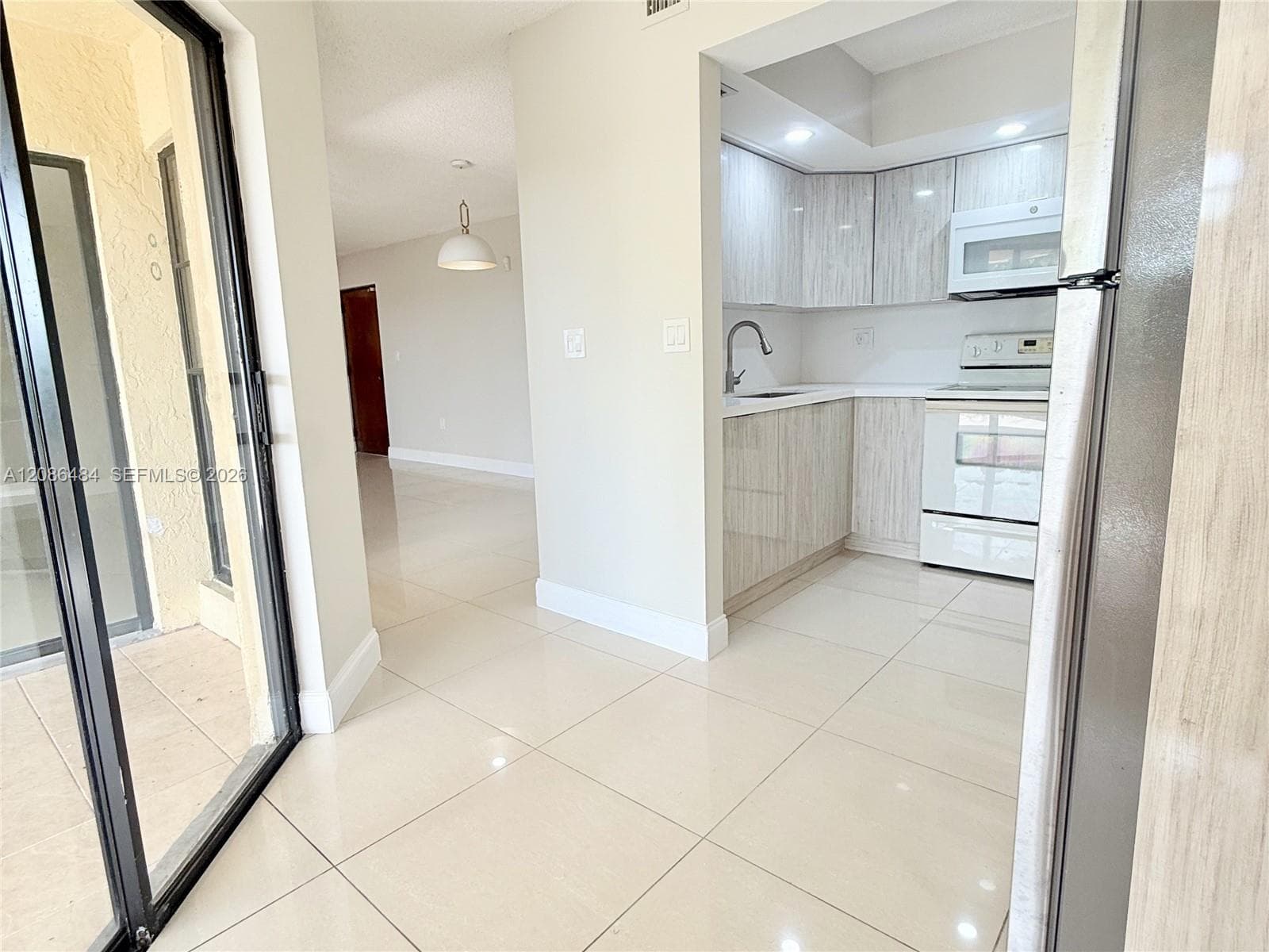 KENLAND BEND NORTH CONDO · #I404 in Miami - Photo 15