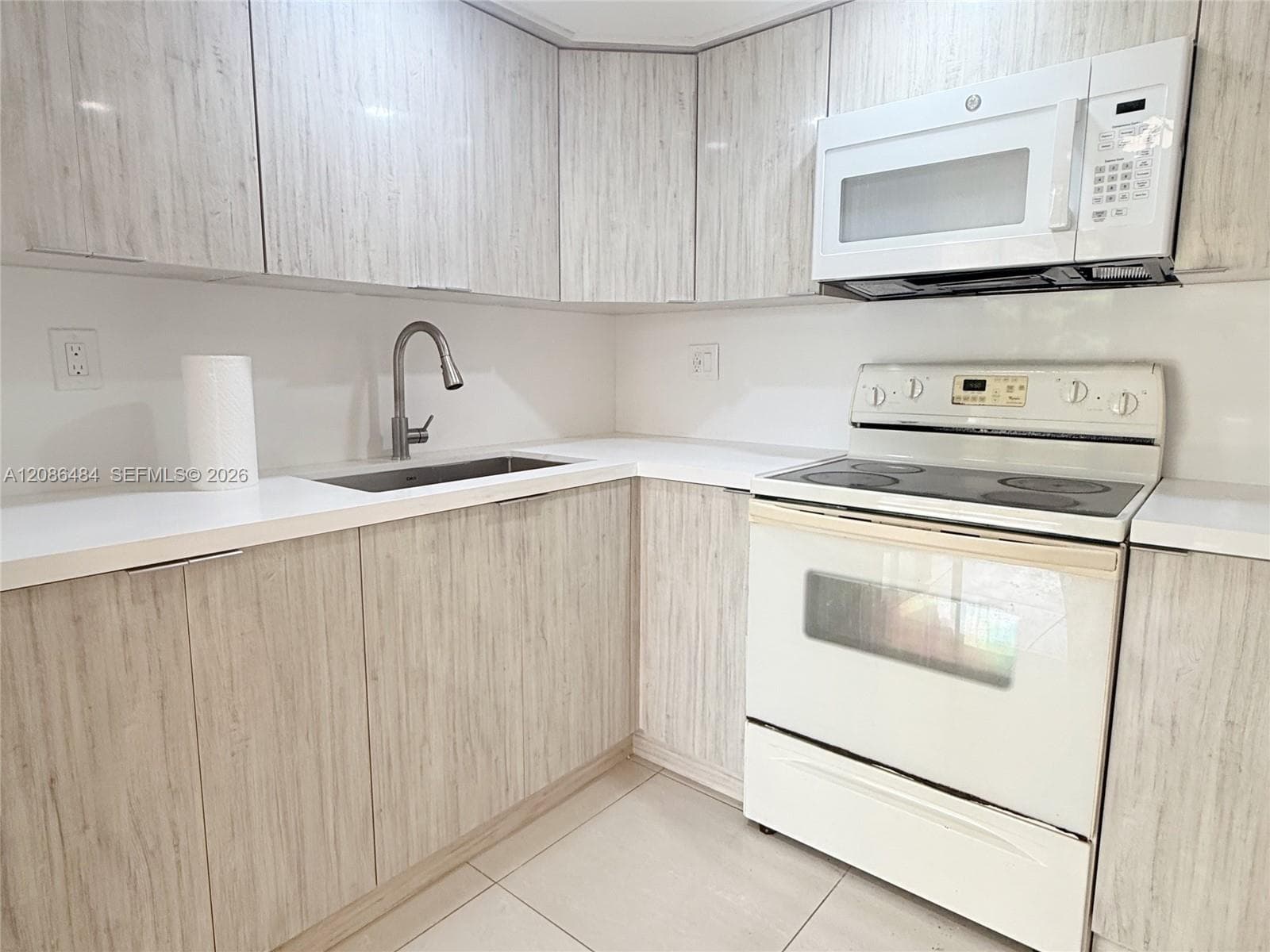 KENLAND BEND NORTH CONDO · #I404 in Miami - Photo 17