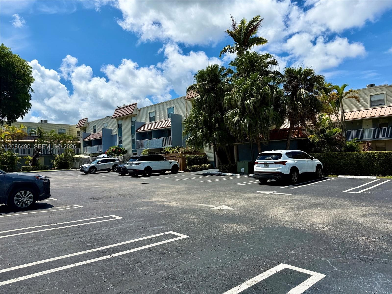 SUNWOOD CONDO · #227 in Miami - Photo 39