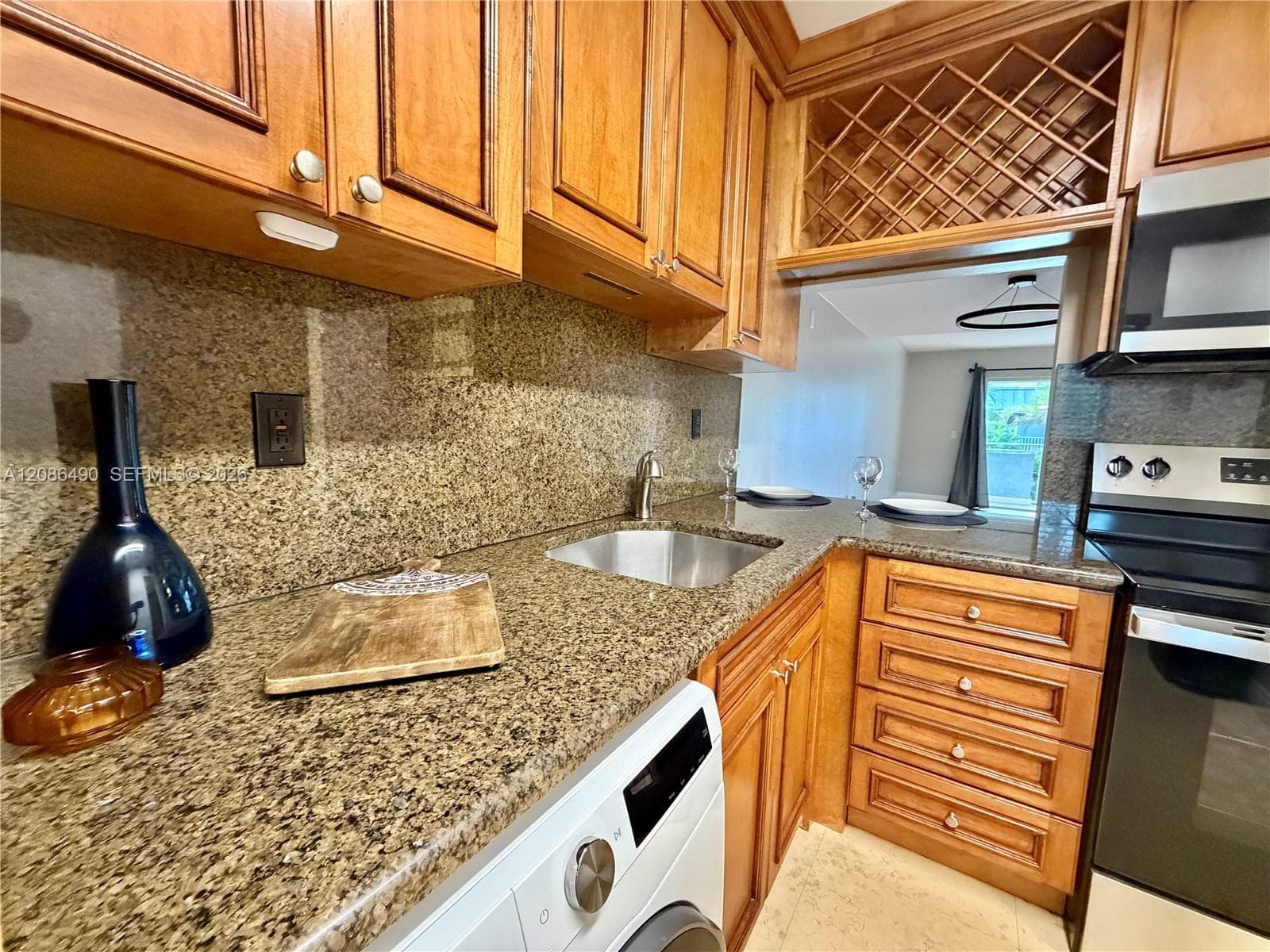 SUNWOOD CONDO · #227 in Miami - Photo 4