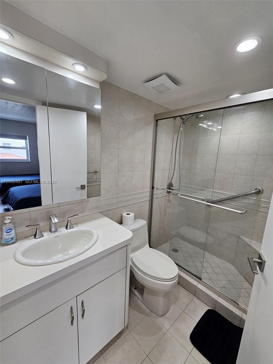 WATERVIEW CONDO APTS · #301 in Miami Beach - Photo 11
