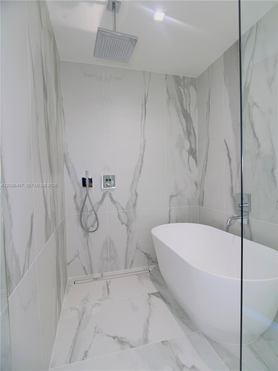 Casa Bella · #2105 in Miami - Photo 13