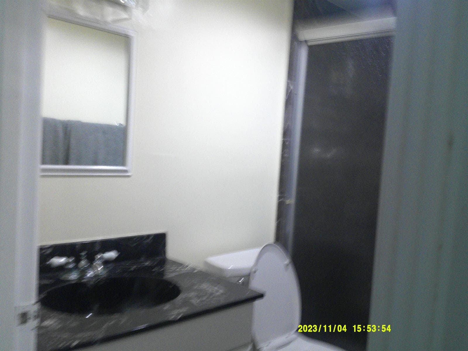 5600 Flager Dr unit 2803 bathrrom