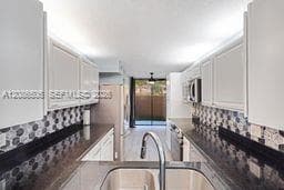 Misty Lake · #104 in Miami Gardens - Photo 42