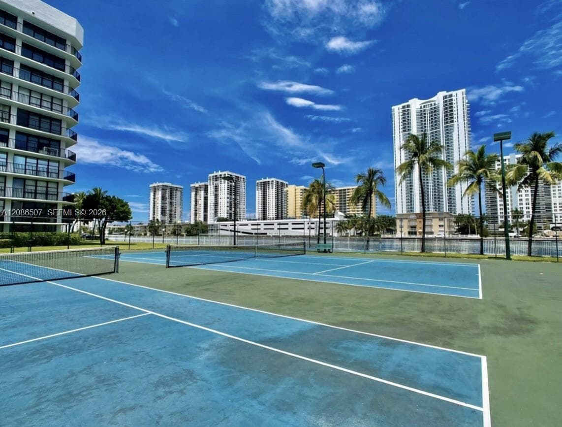 OCEANVIEW PARK CONDO · #106 in Hallandale Beach - Photo 2