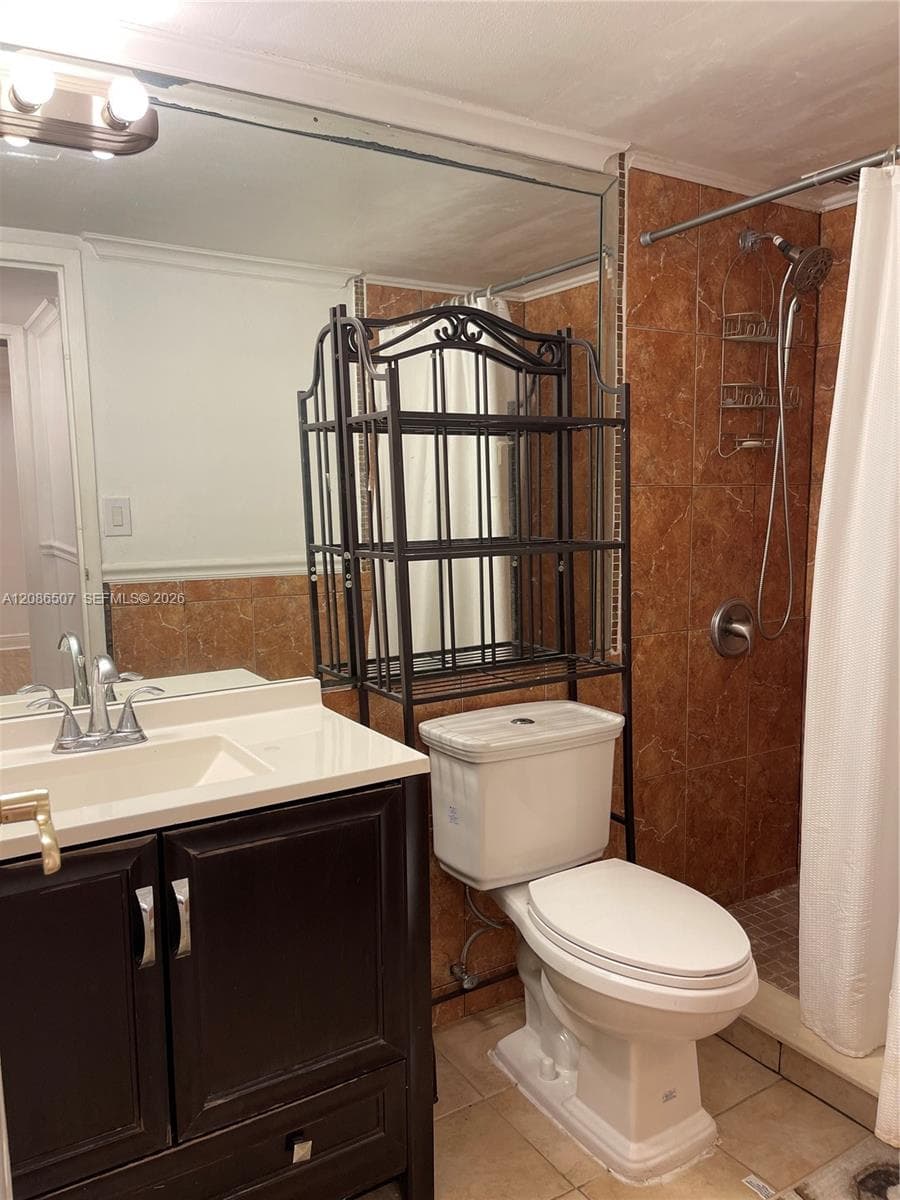 OCEANVIEW PARK CONDO · #106 in Hallandale Beach - Photo 16