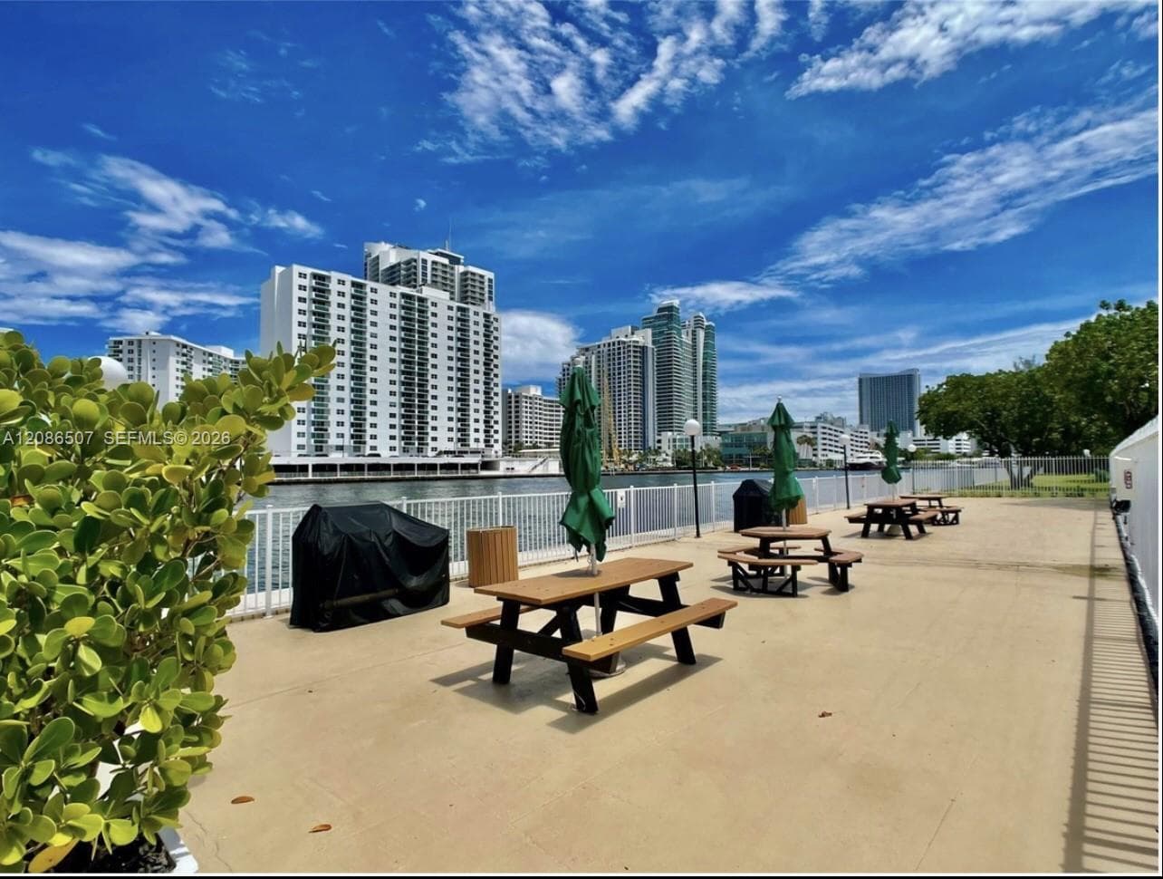 OCEANVIEW PARK CONDO · #106 in Hallandale Beach - Photo 4