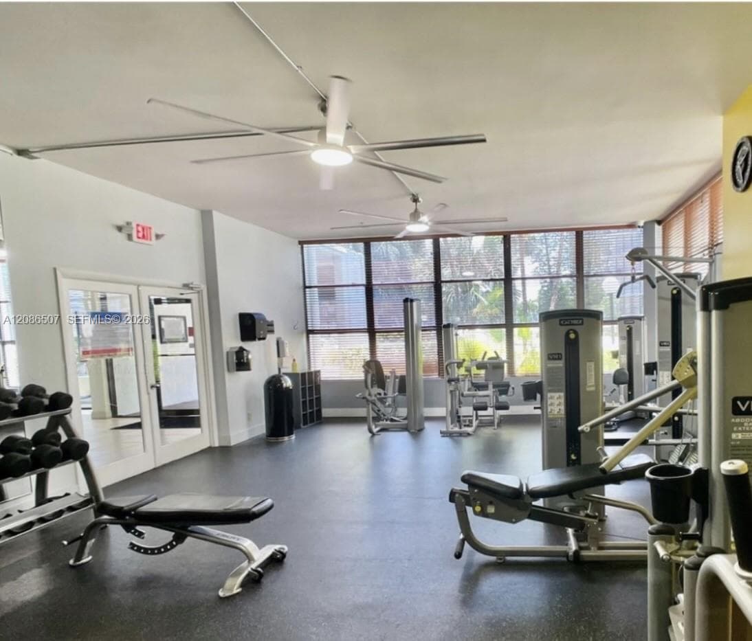 OCEANVIEW PARK CONDO · #106 in Hallandale Beach - Photo 8