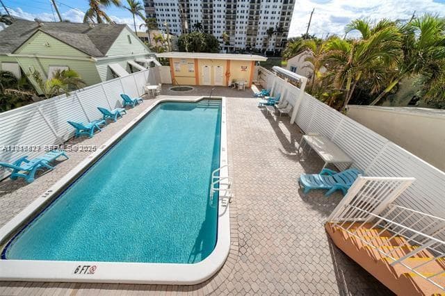 VALIANT HOUSE CONDO · #207 in Hollywood - Photo 23