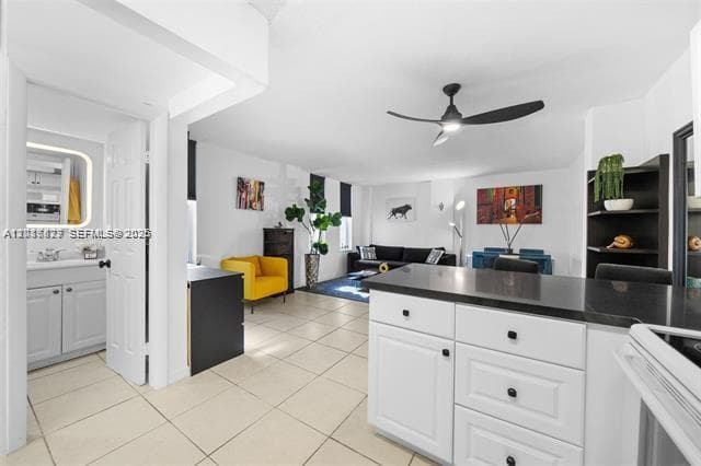 VALIANT HOUSE CONDO · #207 in Hollywood - Photo 7