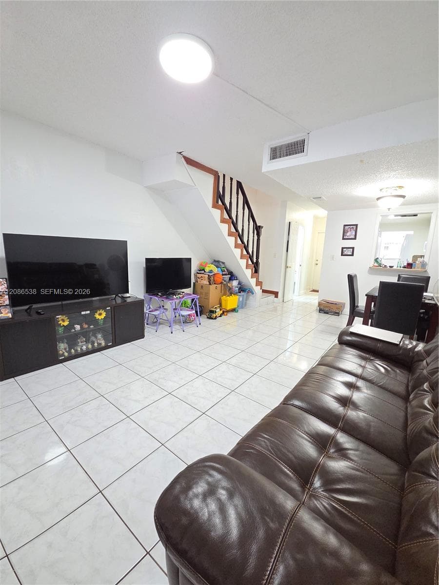 Villa 56 · #401 in Hialeah - Photo 9