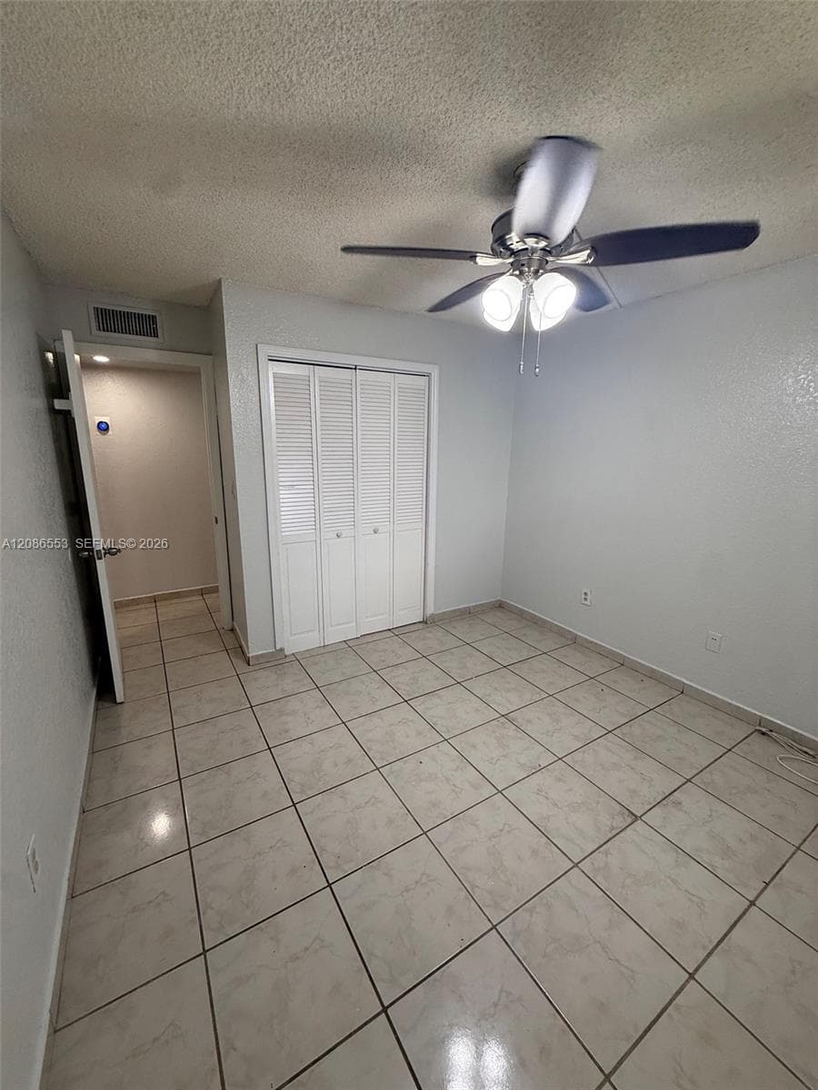 LAS ESTRELLAS CONDO · #405 in Hialeah - Photo 17