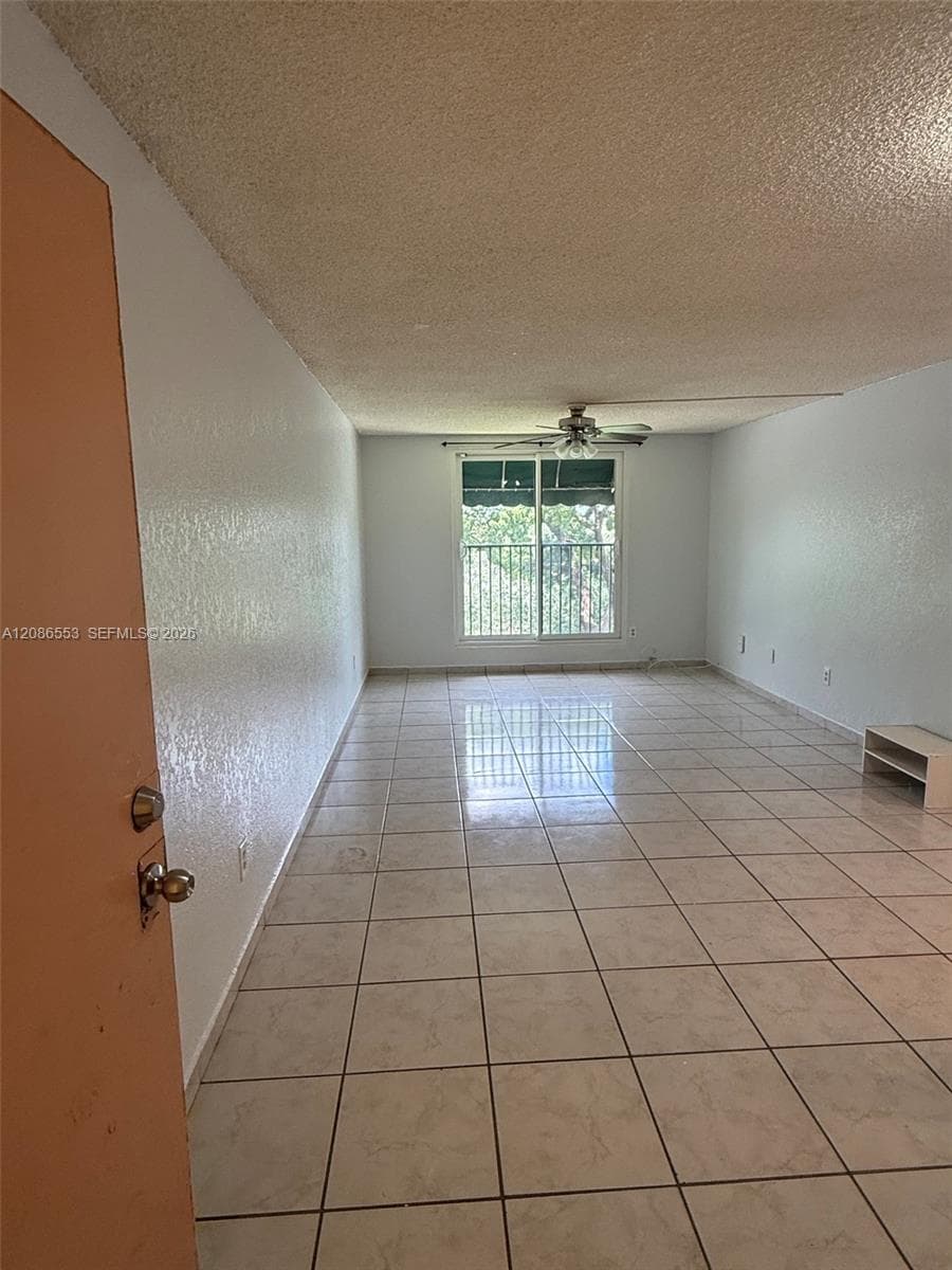 LAS ESTRELLAS CONDO · #405 in Hialeah - Photo 26