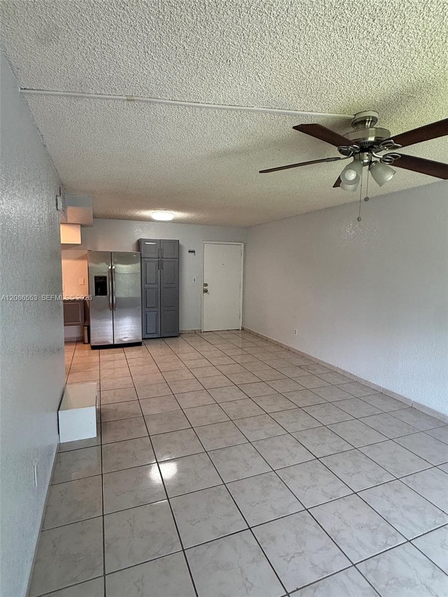 LAS ESTRELLAS CONDO · #405 in Hialeah - Photo 24
