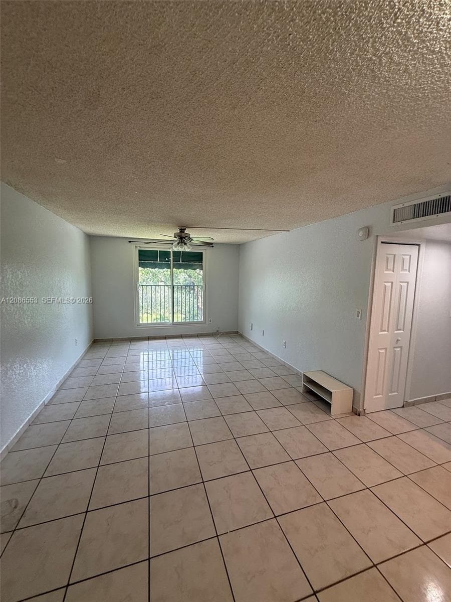 LAS ESTRELLAS CONDO · #405 in Hialeah - Photo 19