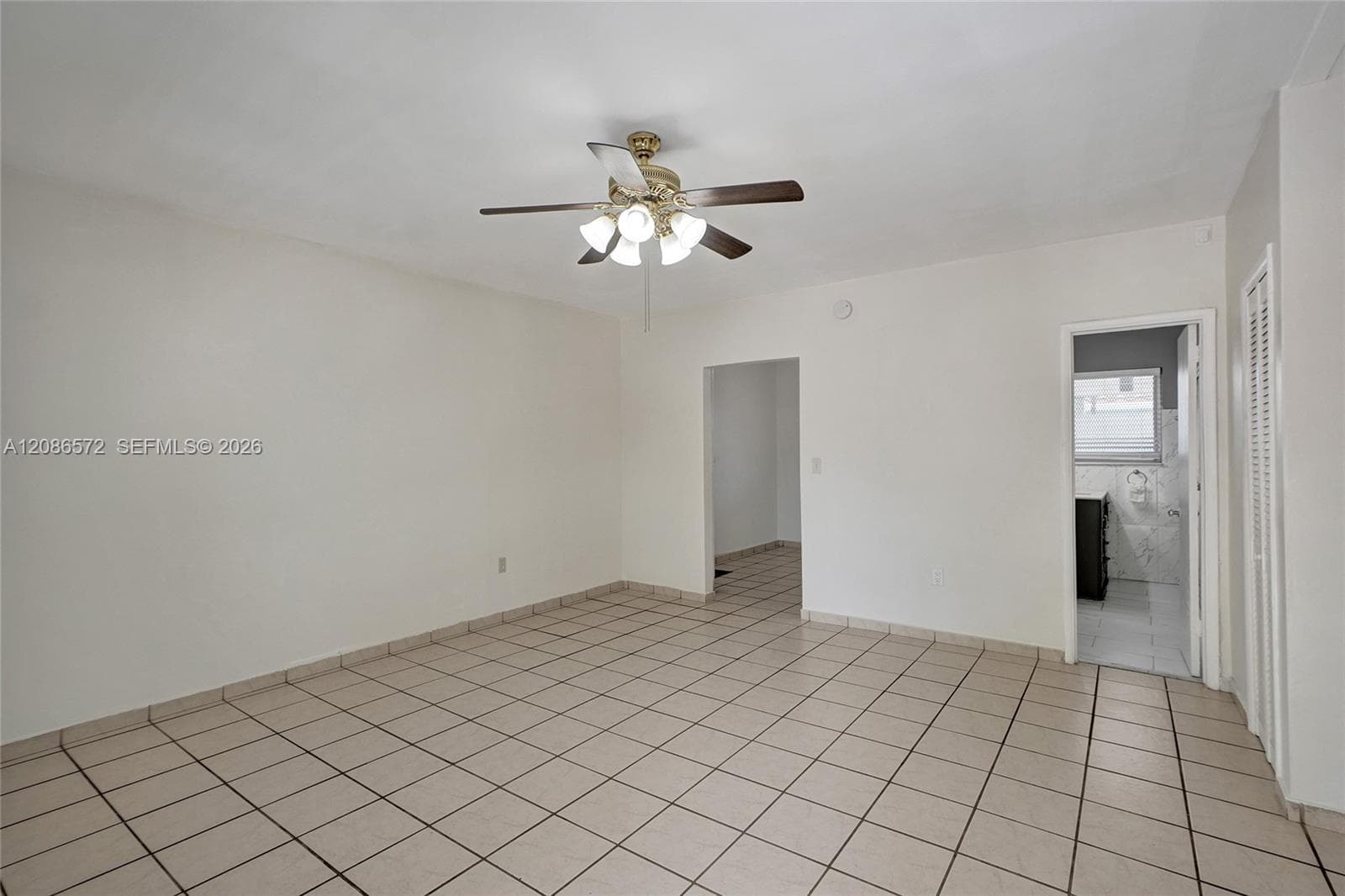 BLUE SKY CONDO · #15B in Miami Beach - Photo 6