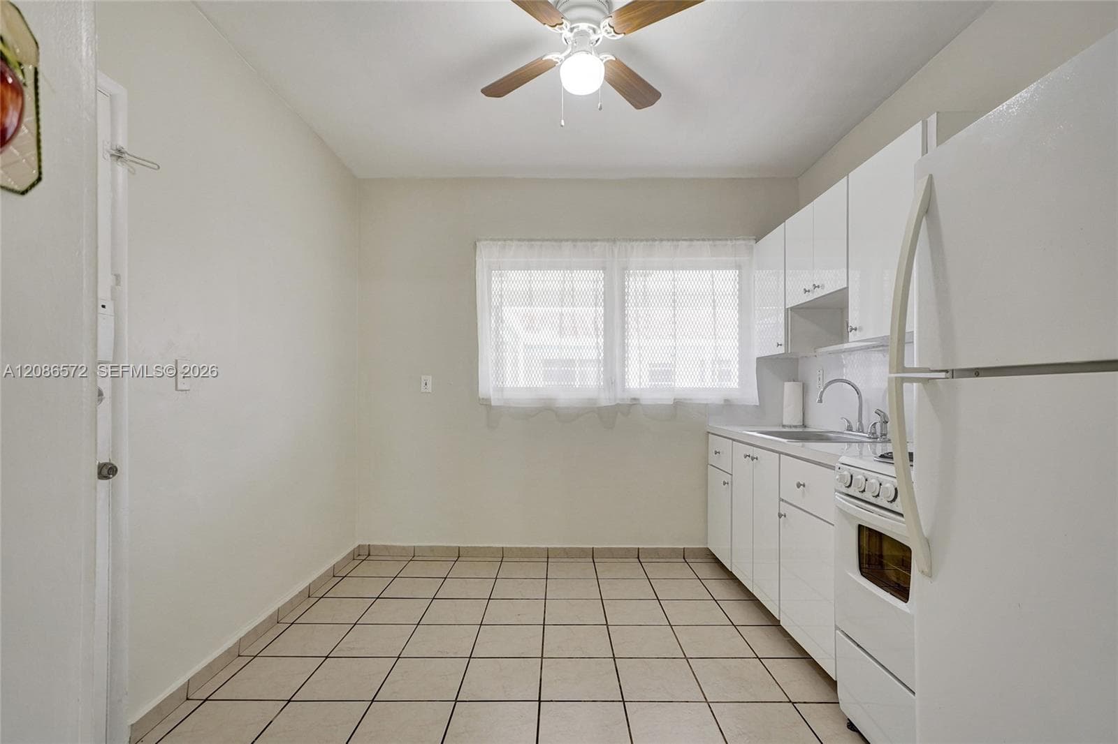 BLUE SKY CONDO · #15B in Miami Beach - Photo 14