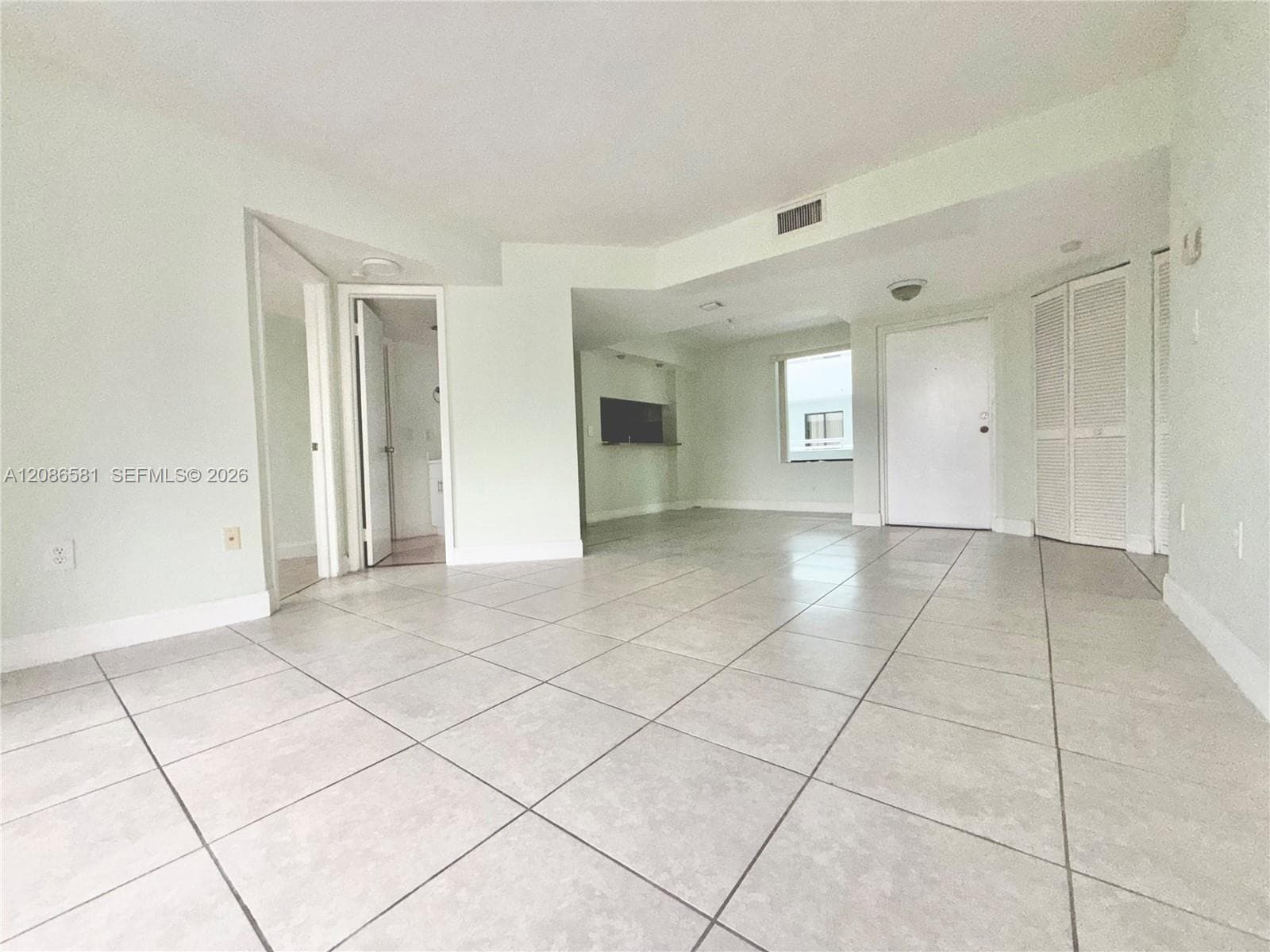 VERABELLA FALLS CONDO · #F-310 in Miami - Photo 2