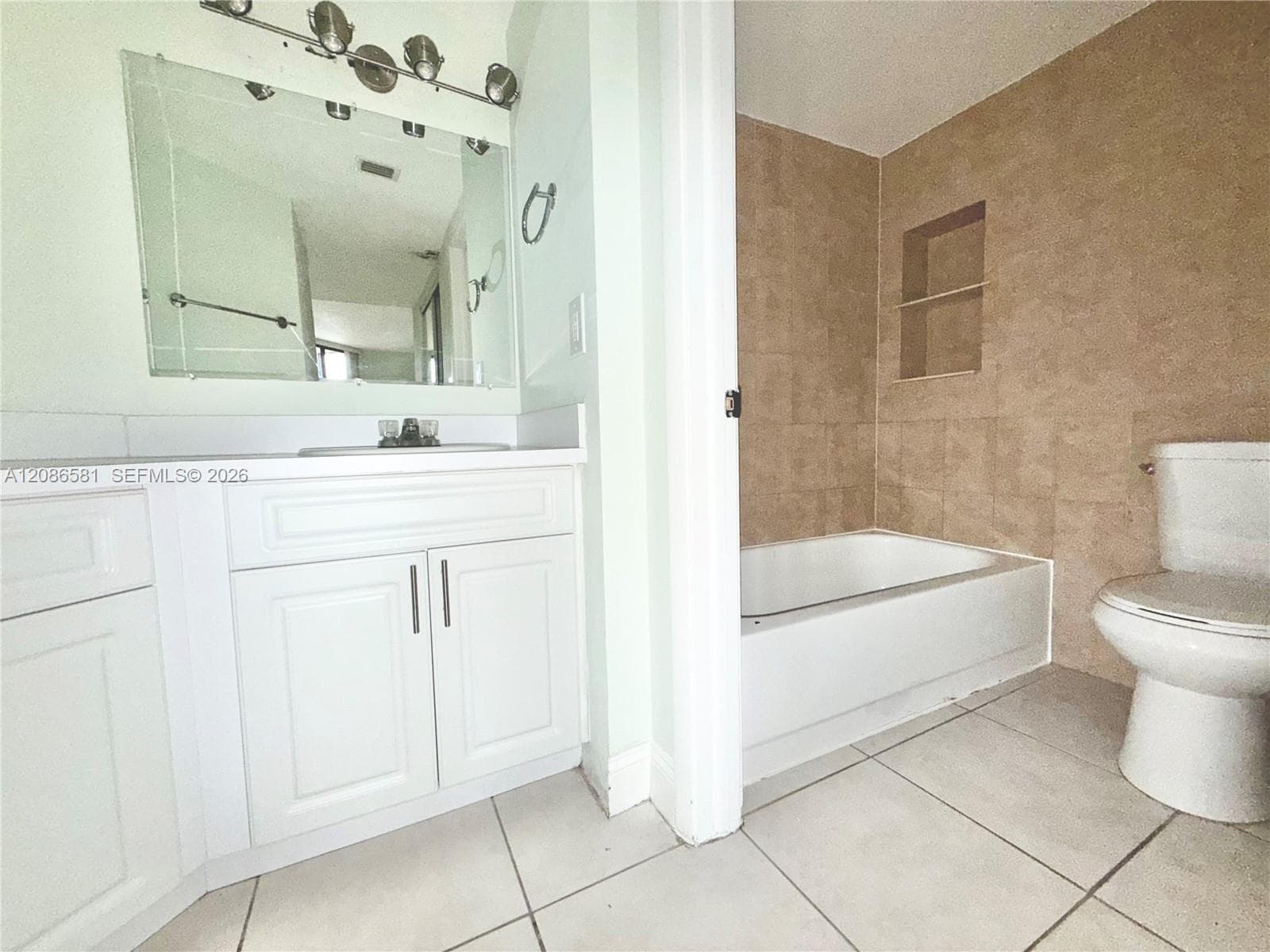 VERABELLA FALLS CONDO · #F-310 in Miami - Photo 9
