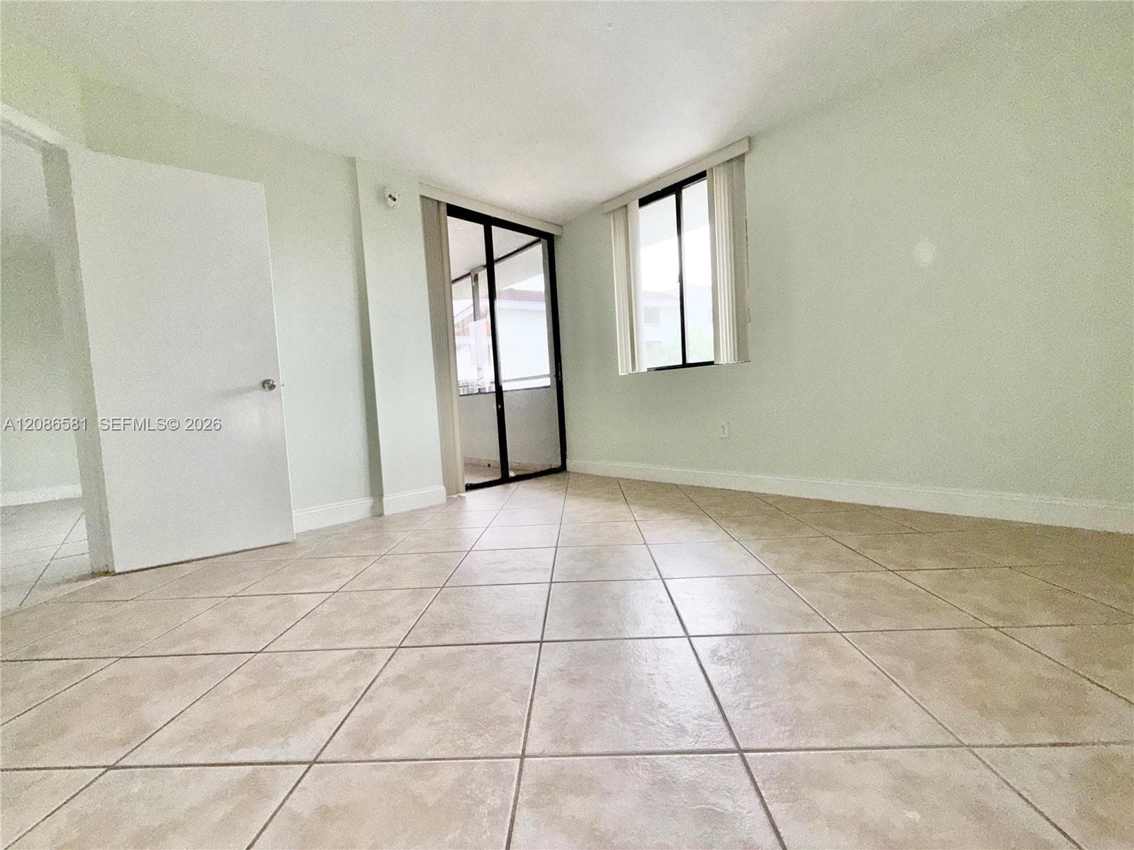 VERABELLA FALLS CONDO · #F-310 in Miami - Photo 14