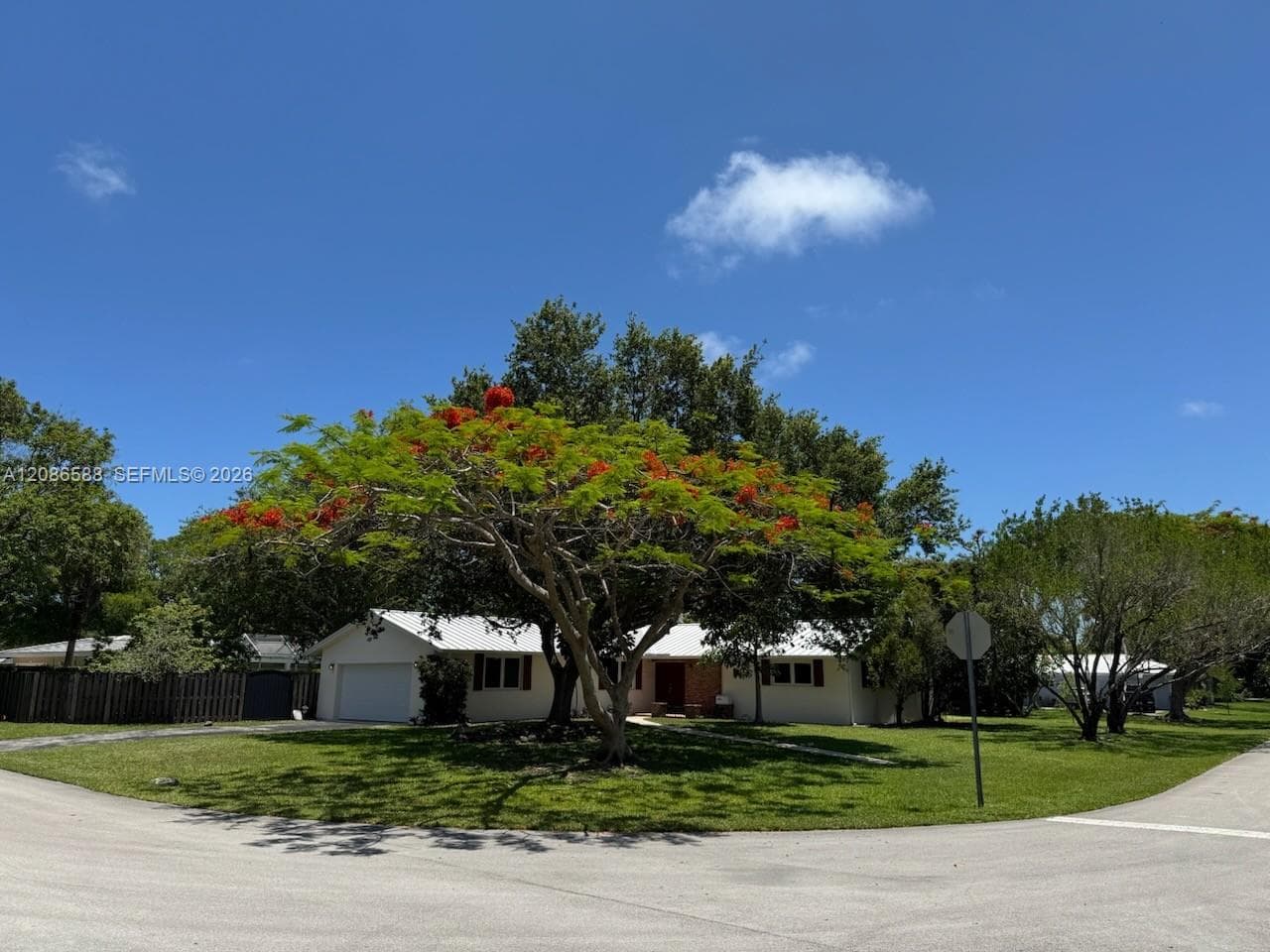 16101 SW 87th Ct photo 1