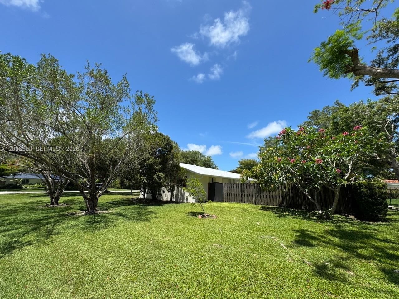 16101 SW 87th Ct photo 5