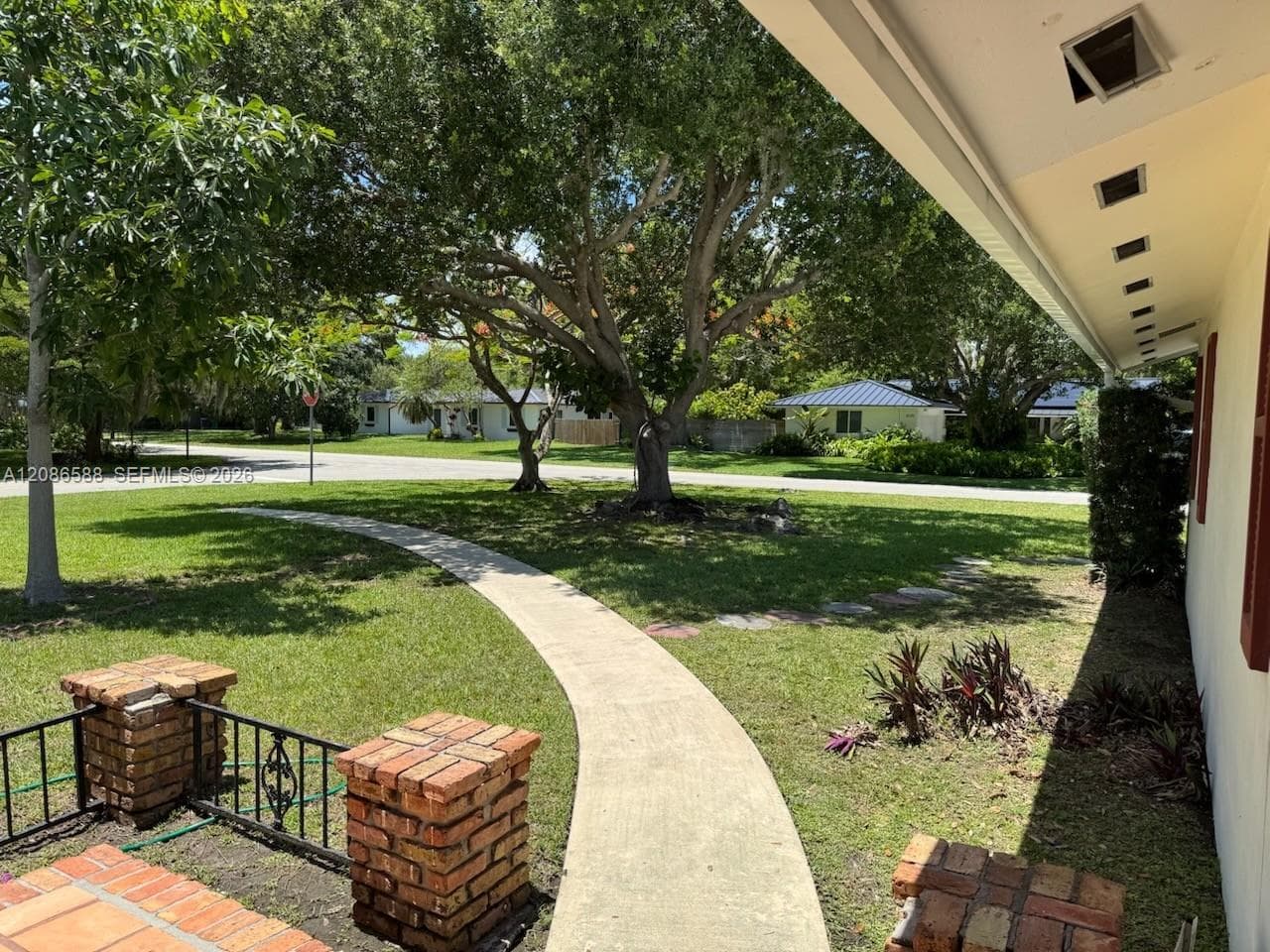 16101 SW 87th Ct photo 8